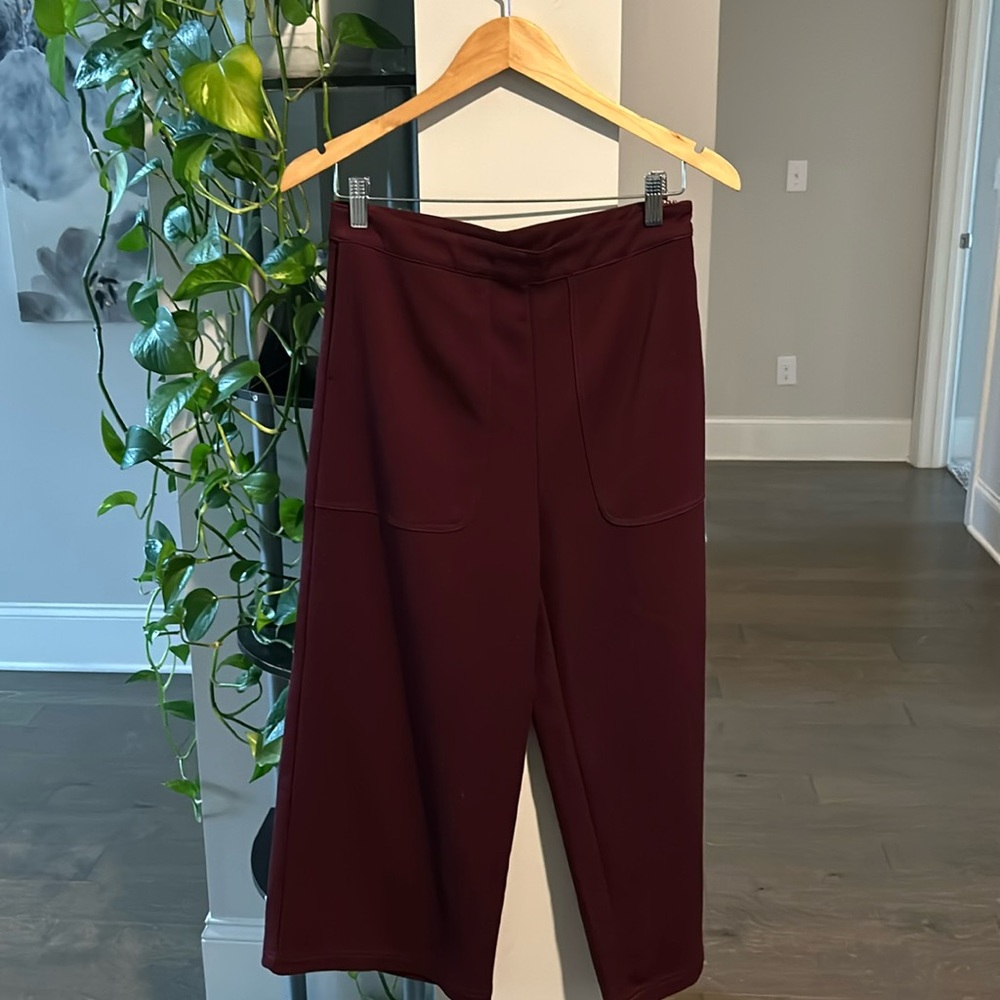 Cute wide legged burgundy pants!
